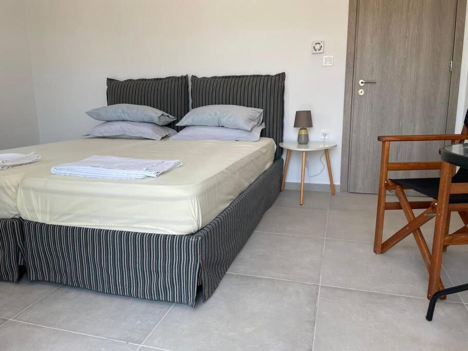 Souvala /Aegina. Excellent location Luxury villa. Vathí Esterno foto